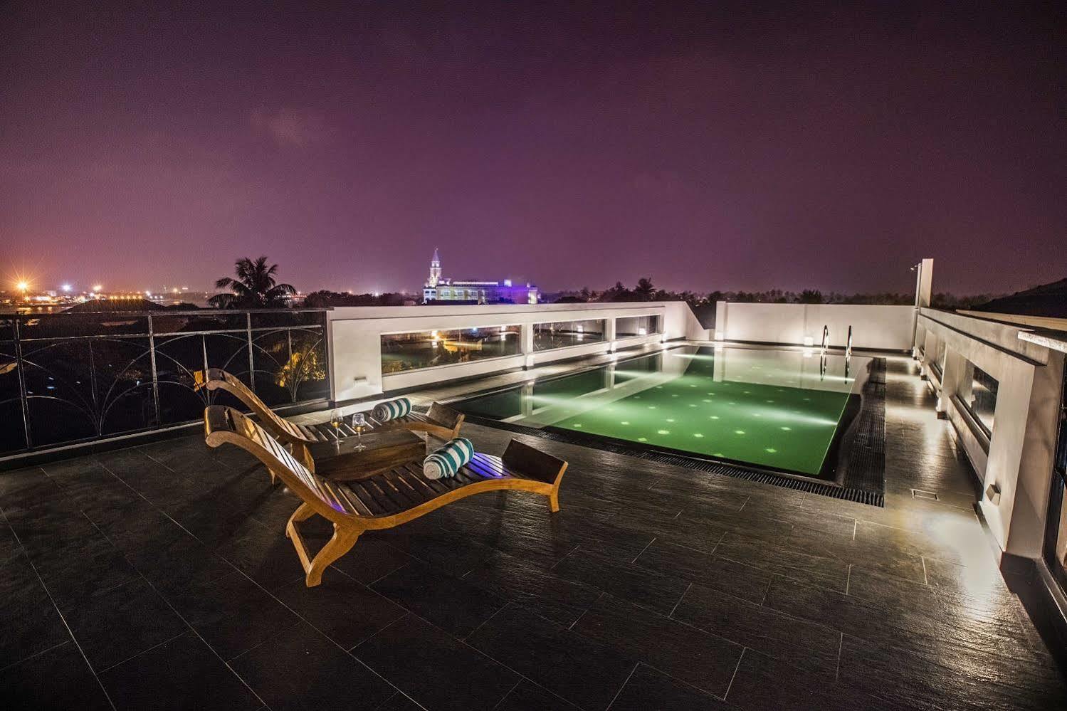 Hotel Alpha Old Court House Kochi Exteriér fotografie